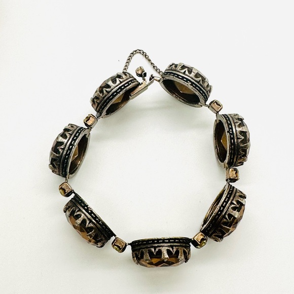 RARE Vintage Unsigned Schiaparelli Bracelet - Picture 8 of 17